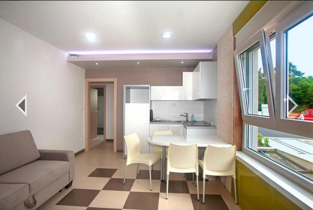 Daska Apartmani Njivice Exterior photo